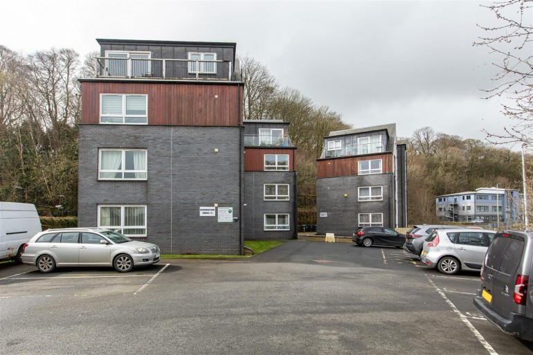 3 Wilderhaugh Court, Galashiels