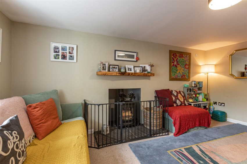 Images for 35 Earlston Road, Stow