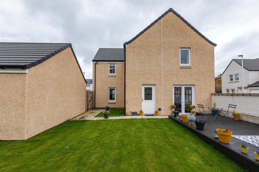 Images for 22 Knoll Park Place, Galashiels