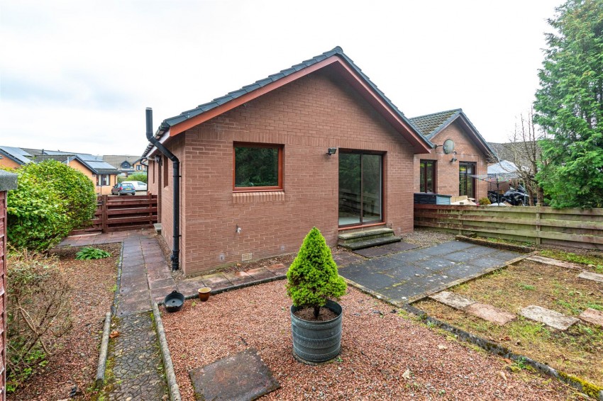 Images for 8 Lowood Park, Tweedbank, Galashiels