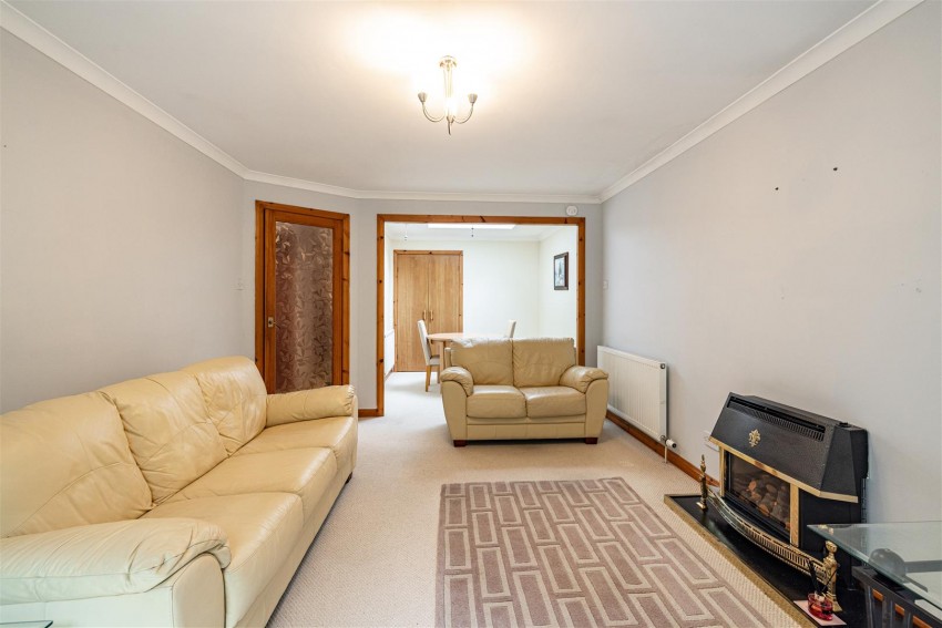 Images for 8 Lowood Park, Tweedbank, Galashiels