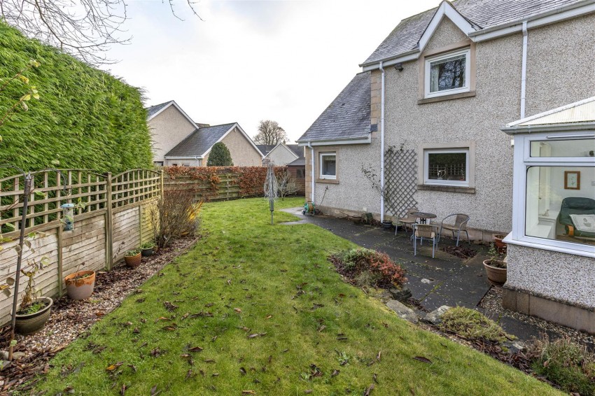 Images for 2 Broomlands, Kelso