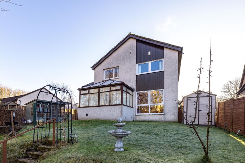 Images for 1 Lochend, Tweedbank