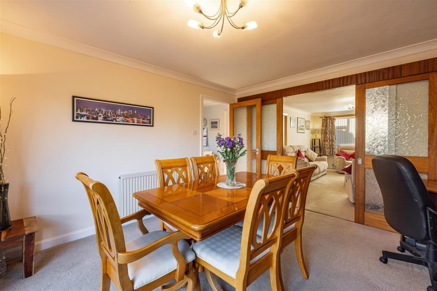 Images for 1 Lochend, Tweedbank