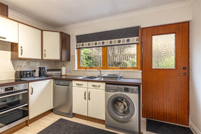 Images for 7 Leyden Park, Clovenfords, Galashiels